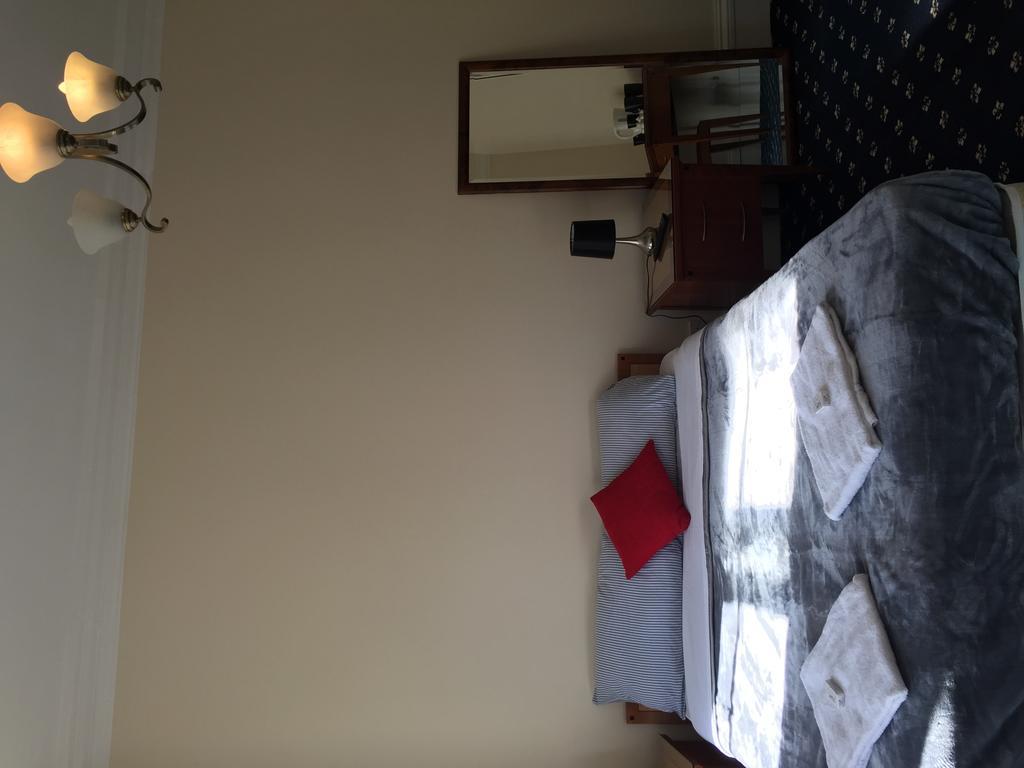 Sterling House Hotel อีสต์บอร์น ภายนอก รูปภาพ